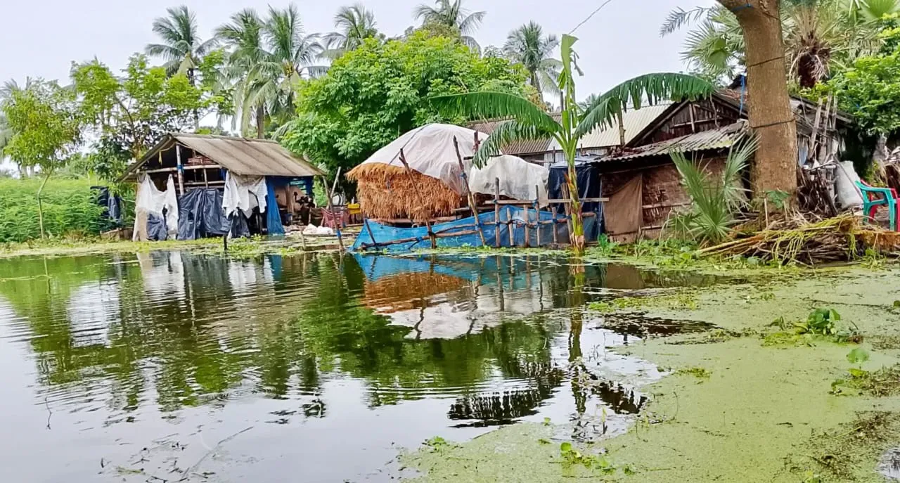 ভবদহ: এক দশকের অব্যবস্থাপনার জেরে ডুবে আছে প্রায় দেড়শ’ গ্রাম