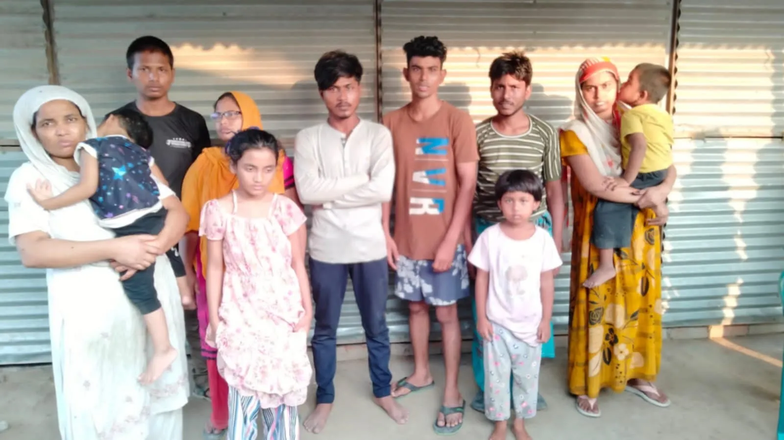 পঞ্চগড় সীমান্ত দিয়ে ৪ ভারতীয়সহ ১৬ জনকে পুশইন