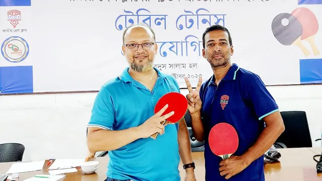 জাতীয় প্রেস ক্লাব টেবিল টেনিস দ্বৈতে আনোয়ার হোসেন ও জাফর ইকবাল জুটি চ্যাম্পিয়ন