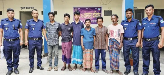 ইয়াবার ছড়াছড়ি ॥ মাদক দুর্বৃত্ত দমনে পুলিশ তৎপর ॥ গ্রেফতার ১৬