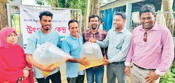 হালদা নদীর নিষিক্ত ডিম ঘিরে কোটি টাকার বাণিজ্যের সম্ভাবনা