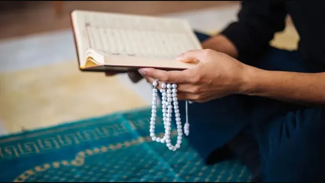 জুমার আজানের পর যে কাজগুলো করা নিষেধ