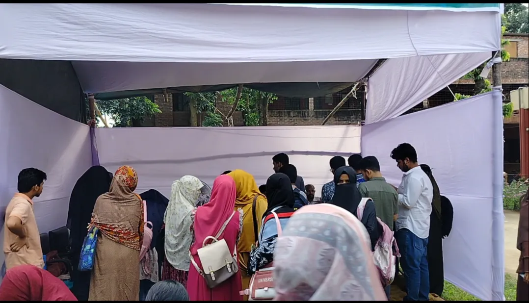 জাবিতে মানসিক স্বাস্থ্যসেবায় জাকসুর ফ্রী কাউন্সেলিং ক্যাম্প