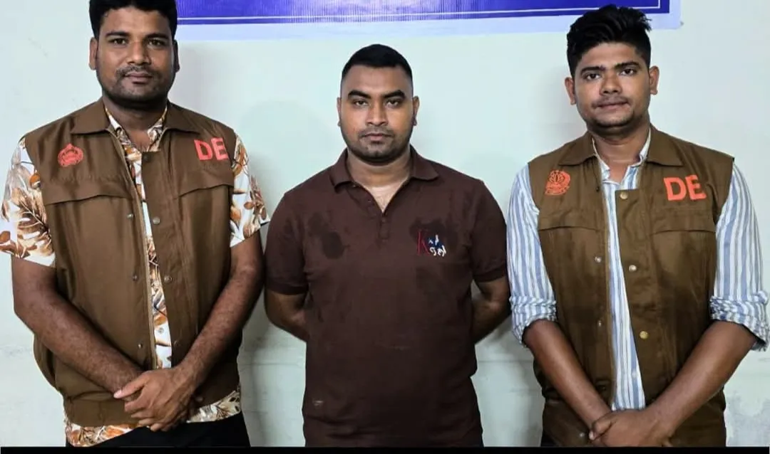 ১৪ মামলার আসামি ইলিয়াস ডিবির হাতে গ্রেপ্তার