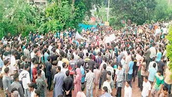 ১১ জুলাই ছিল রাজশাহী উত্তাল রেল ও সড়কপথ অচল