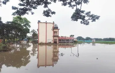 কেশবপুরে ৪৮টি শিক্ষা প্রতিষ্ঠানে জলাবদ্ধতা