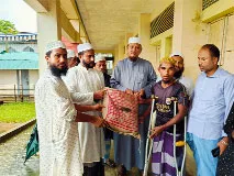 টেকনাফে পাহাড়ধস ও পানিবদ্ধতায় ক্ষতিগ্রস্ত ১৮০ পরিবারকে জেলা আমীরের সহায়তা