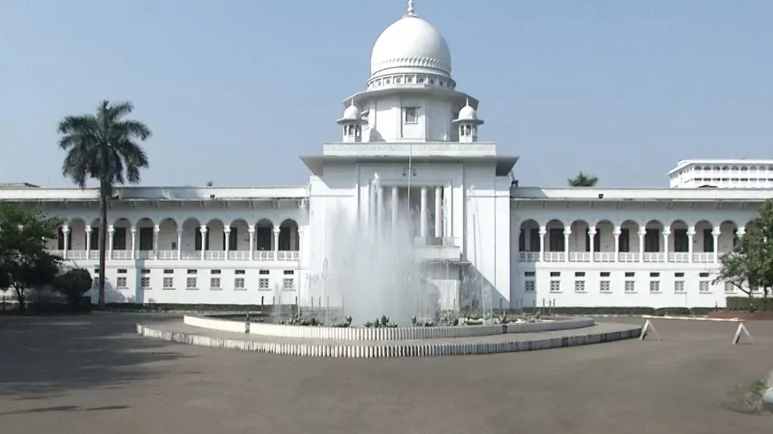 অন্তর্বর্তী সরকার আইনি দলিল ও জনগণের ইচ্ছা দ্বারা সমর্থিত: হাইকোর্ট