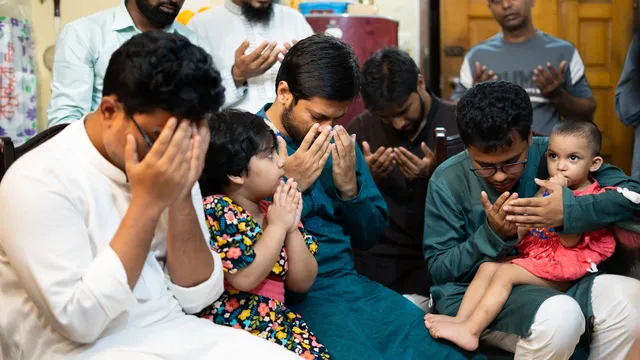 ডাকসু নির্বাচনের দিন মৃত্যুবরণ করা সাংবাদিক পরিবারের পাশে ছাত্রশিবির