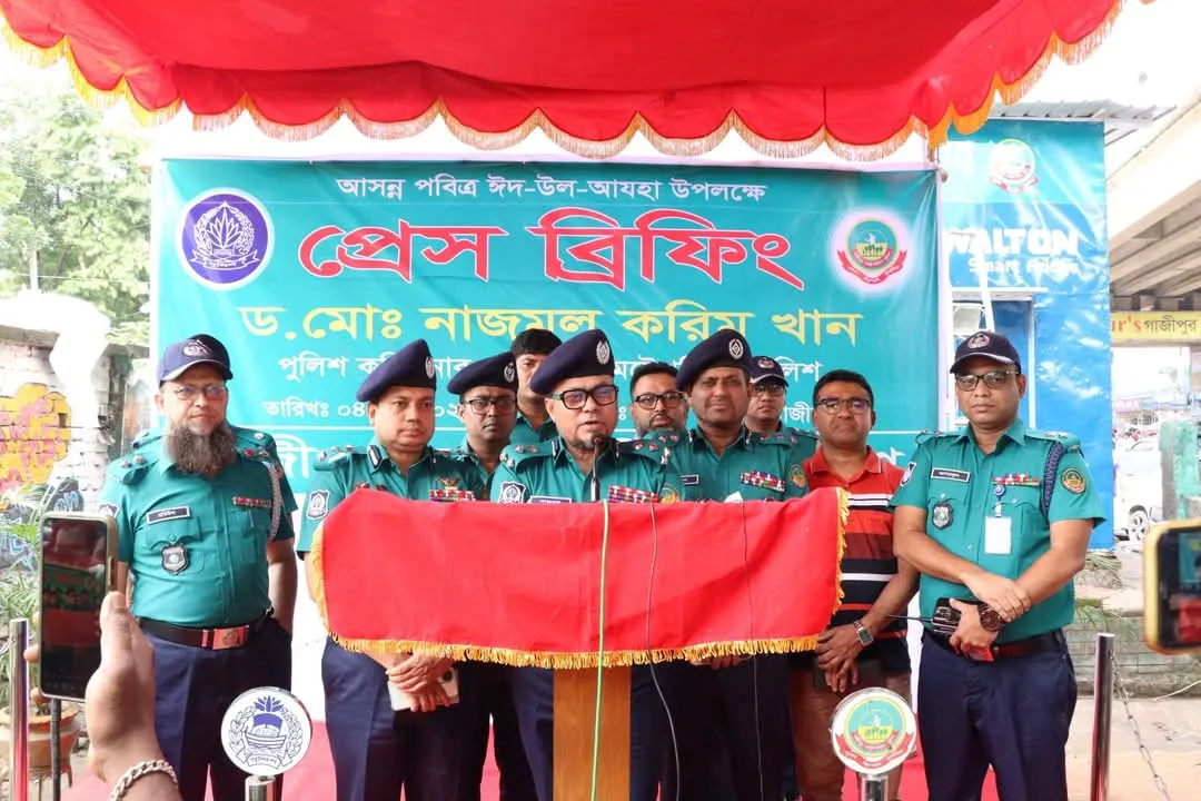 ঈদযাত্রা নির্বিঘ্ন করতে মহাসড়কে ট্রাফিক ব্যবস্থাপনা পরিদর্শনে জিএমপি কমিশনার
