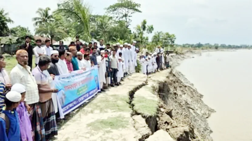 পাউবো’র গাফলিততে তিন জেলার ১০ উপজেলার লাখো মানুষের স্বপ্ন বিলীন
