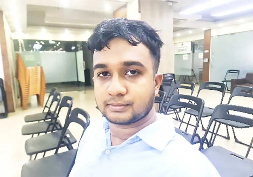 জুলাইয়ের সুফল পেতে রাজনৈতিক দ্বন্দ্বগুলো মেটানো দরকার