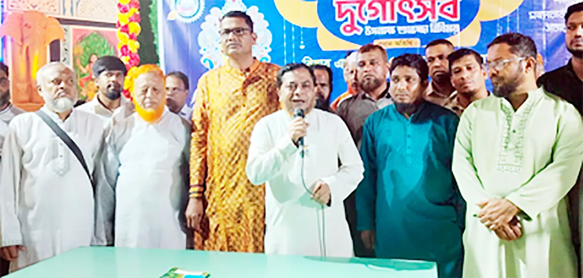 বাংলাদেশে সকল ধর্মের মানুষ সম্মান ও সংহতি বজায় রেখে বসবাস করে : এস এম লুৎফর রহমান