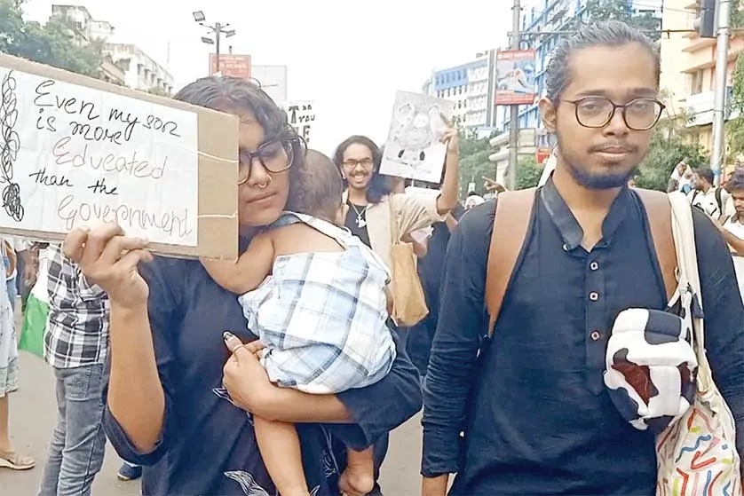 মোদী সরকারকে ২৪ ঘণ্টার আল্টিমেটাম বিক্ষোভকারীদের