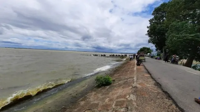 প্রাকৃতিক সৌন্দর্যের এক বৈচিত্র্যময় হাওড় অঞ্চল