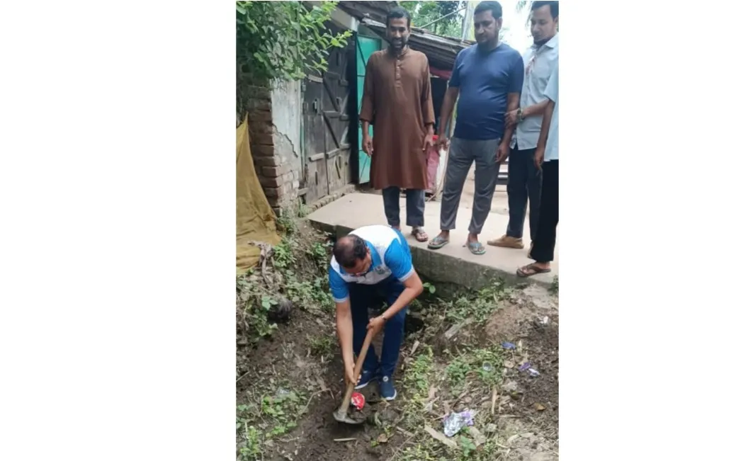 সাতক্ষীরা পৌরসভার ড্রেনেজ ব্যবস্থা সংস্কার কাজের উদ্বোধন