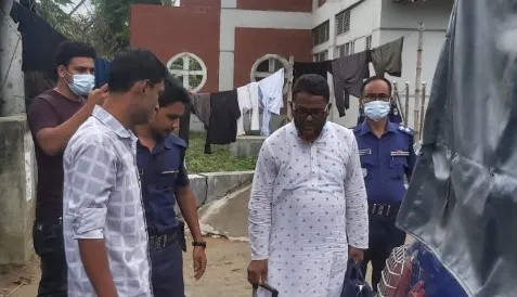 ভারতে পালানোর সময় যুবলীগ সেক্রেটারি দর্শনায় আটক