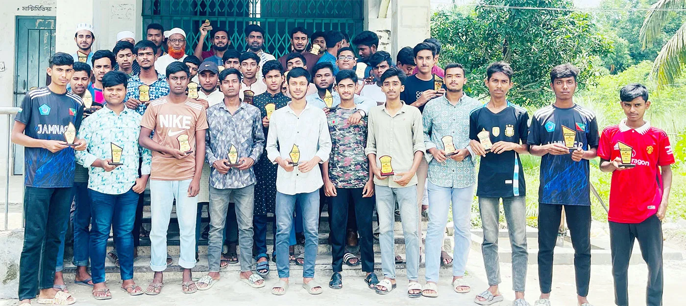 বাগাতিপাড়ায় জিপিএ-৫ প্রাপ্ত শিক্ষার্থীদের সংবর্ধনা দিলো ছাত্রশিবির