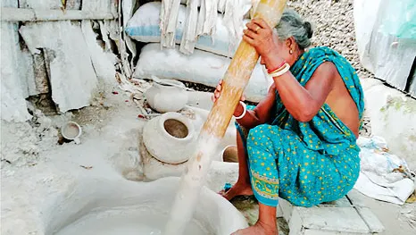 শিবালয়ের চুন শিল্প বিলুপ্তির পথে