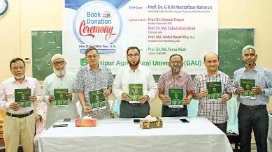 গাকৃবিতে ফসলের ভ্রূণবিদ্যা বিষয়ক গ্রন্থের মোড়ক উন্মোচন