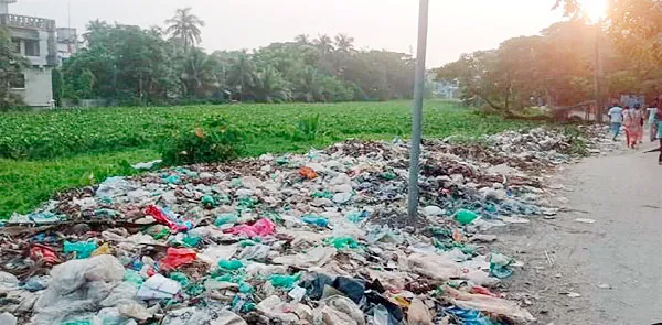 বটিয়াঘাটায় সরকারি খাল  জলাশয় অবৈধ দখলে