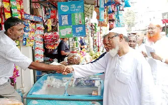 শাজাহানপুর ফুলতলা বাজারে দাঁড়িপাল্লা প্রতীকে গোলাম রব্বানীর গণসংযোগ