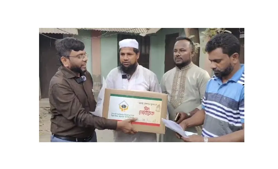 কুমিল্লায় শহীদ পরিবারের মধ্যে ঈদ উপহার বিতরণ সম্পন্ন