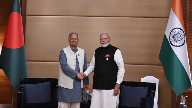 ড. ইউনূস-মোদির শীর্ষ বৈঠকের যত ছবি