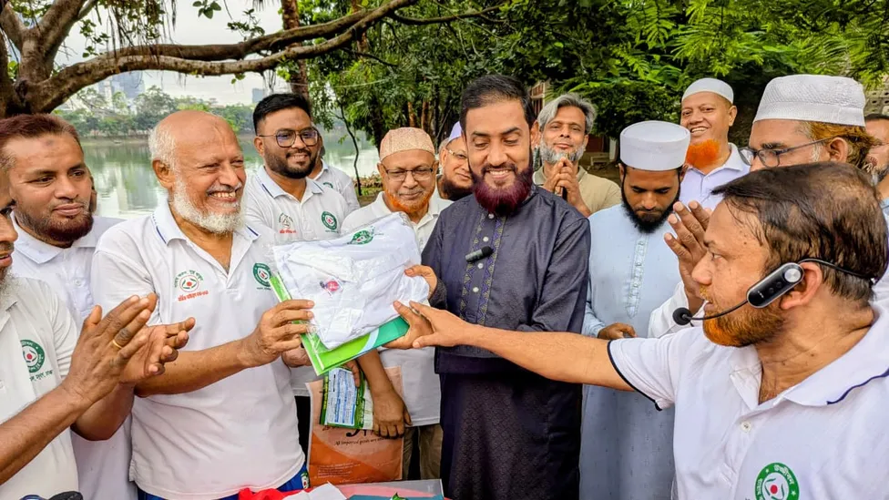 অনির্বাচিত প্রশাসন ও অব্যবস্থাপনার কারণে নগরীতে নানা সমস্যার সৃষ্টি হয়েছে