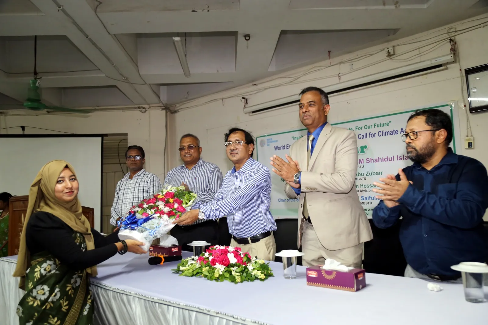 ’জলবায়ু পরিবর্তন মোকাবিলায় সবাইকে একসঙ্গে কাজ করতে হবে’