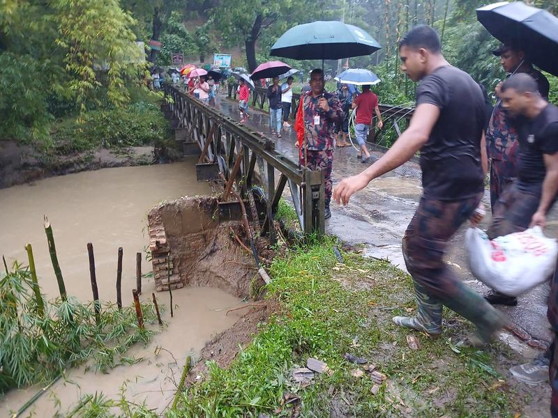 বন্যাকবলিত বান্দরবান, কক্সবাজার, রাঙ্গামাটি, খাগড়াছড়ি ও চট্টগ্রামসহ ১১ জেলায় বিজিবি মোতায়েন৩