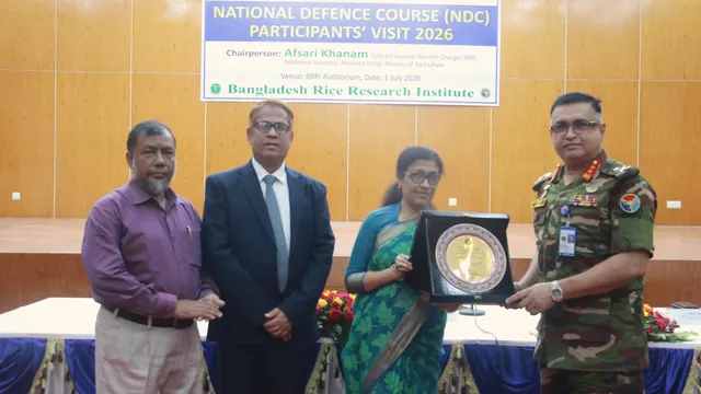 ১৮ দেশের ১৪৫ সদস্যের এনডিসি প্রতিনিধি দলের ব্রি পরিদর্শন, গবেষণা ও উদ্ভাবনে প্রশংসা