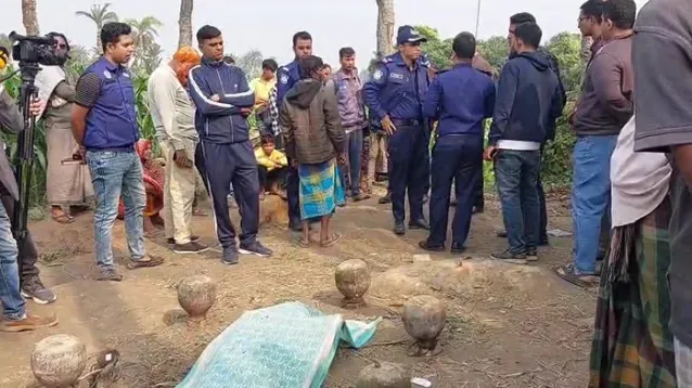 চুয়াডাঙ্গায় এক যুবককে কুপিয়ে হত্যা