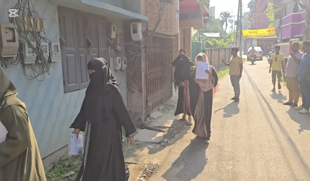বাসায় বসে সরকারি চাকরির ‘প্রশিক্ষণমূলক পরীক্ষা’ নিচ্ছিলেন সিভিল সার্জন