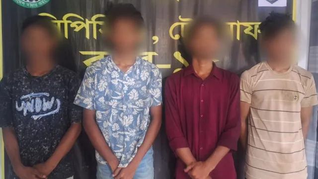 টেকনাফের দুর্গম পাহাড়ে র‌্যাব-পুলিশের অভিযান: অপহৃত চার তরুণকে অক্ষত উদ্ধার