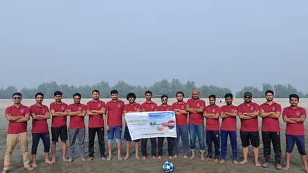 প্রকৃতির এক অন্যতম নৈসর্গিক স্বর্গ সোনাদিয়ায় একদিন