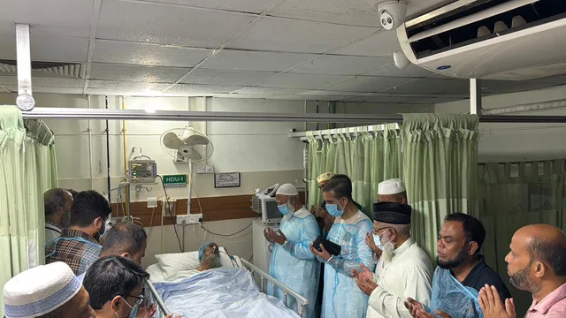 অসুস্থ সাবেক এমপি ফরিদ চৌধুরীকে দেখতে হাসপাতালে বিরোধীদলীয় নেতা