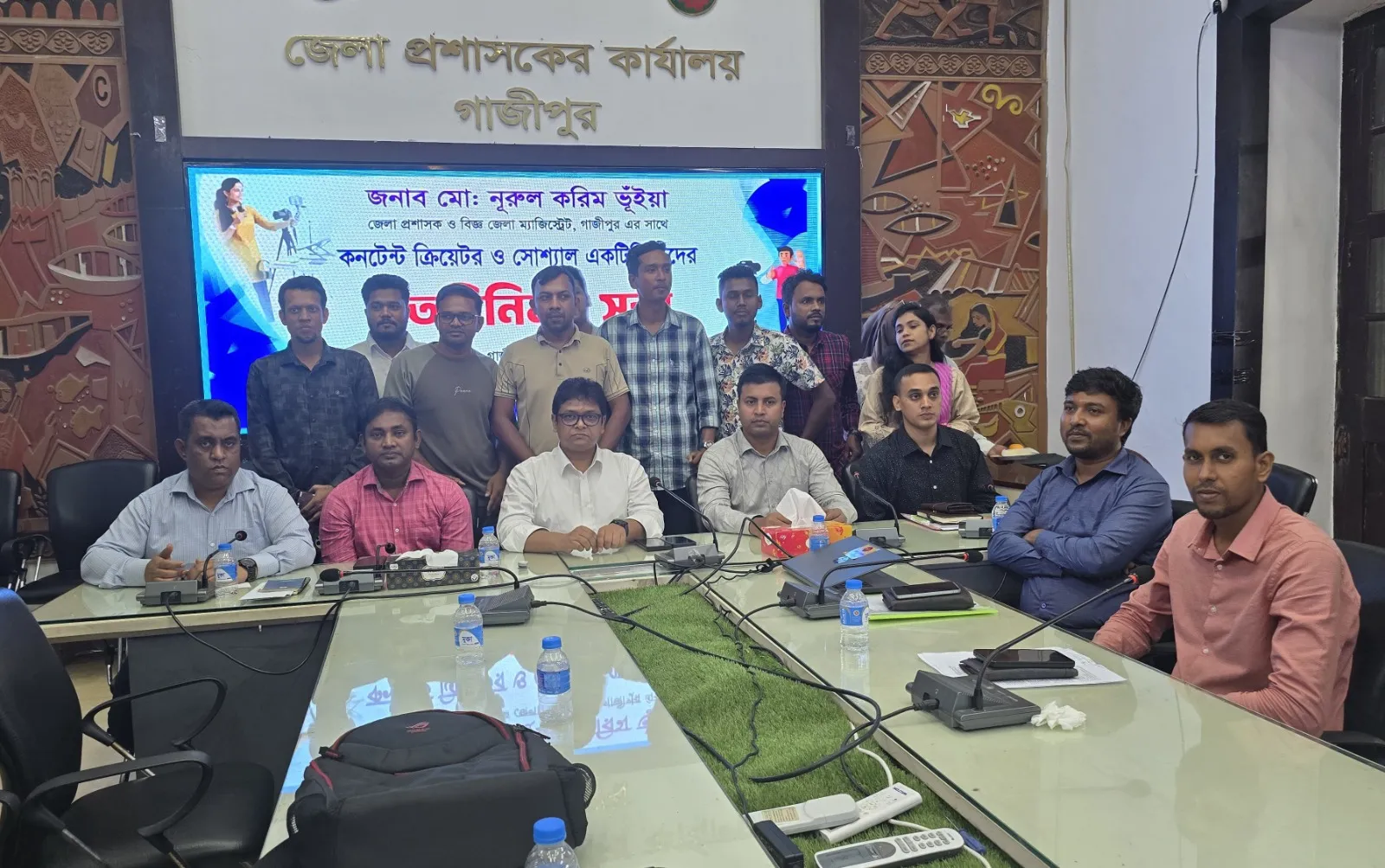 বিভ্রান্তিকর শিরোনাম নয়, দায়িত্বশীল তথ্য উপস্থাপন করুন: ডিসি গাজীপুর