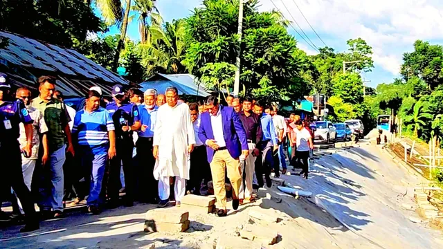 শ্রীপুরে নির্মিত সড়কের অংশ ধসে পড়া নিয়ে তোলপাড়, দ্রুত মেরামতের আশ্বাস