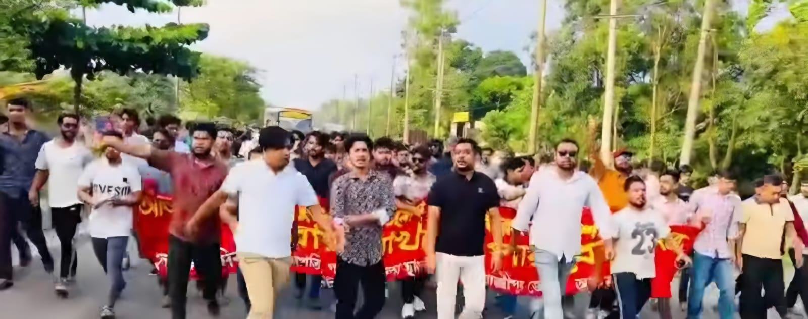 গাজীপুরে নিষিদ্ধ ঘোষিত ছাত্রলীগের ঝটিকা মিছিলের ভিডিও ভাইরাল, জড়িতদের শনাক্তে পুলিশের অভিযান