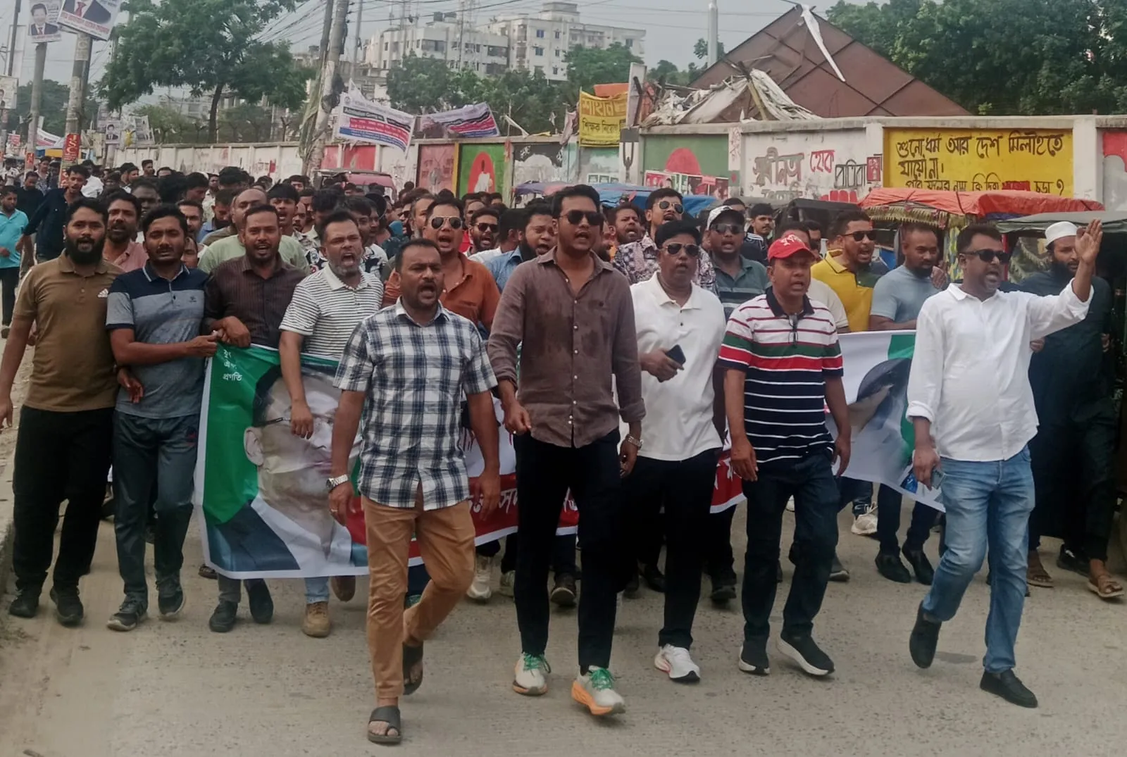 নিষিদ্ধ সংগঠনের সব ষড়যন্ত্র রাজপথেই প্রতিহত করা হবে: গাজীপুরে যুবদল