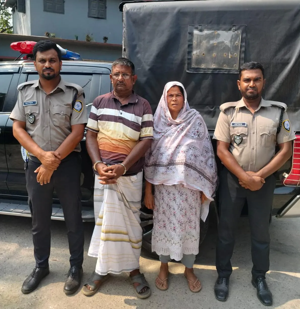 রহনপুরের মাদক দম্পতি গ্রেফতার