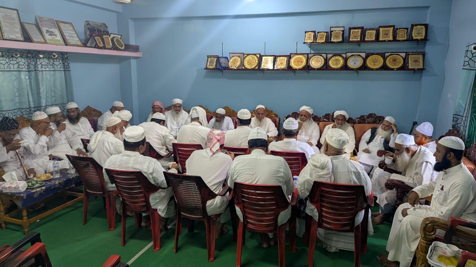 হেফাজত আমিরের আহবানে