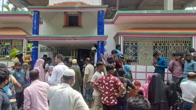 গাজীপুরে একই পরিবারের ৫ জনকে গলা কেটে হত্যা, আটক ২