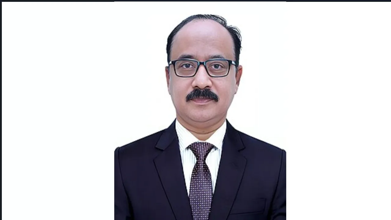 বস্ত্র ও পাট মন্ত্রণালয়ের নতুন সচিব শরফ উদ্দিন আহমেদ