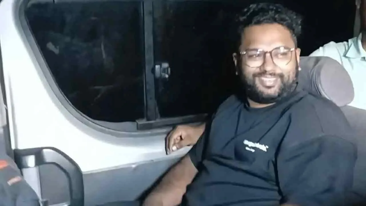 মুচলেকা দিয়ে ছাড়া পেলেন এমপিপুত্র সজীব