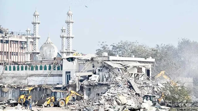 মোদীর শাসনে এক দশকে মসজিদ মাদরাসাসহ দুই সহস্রাধিক মুসলমানদের ধর্মীয় স্থাপনা ভাঙা হয়েছে