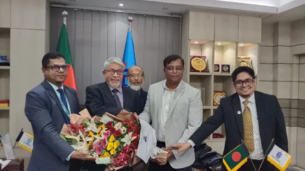 ইউজিসি চেয়ারম্যানের সঙ্গে মানারাত ইউনিভার্সিটি উপচার্যের সৌজন্য সাক্ষাৎ