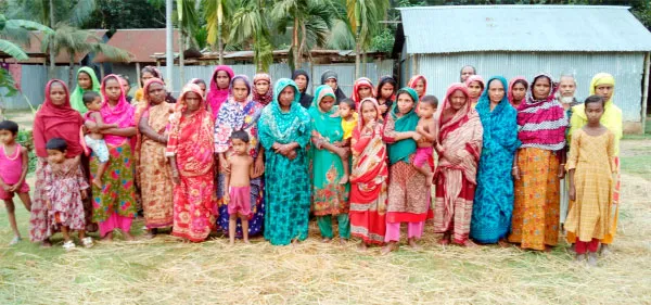 একযুগেও গোমড়া গুচ্ছ গ্রামের বাসিন্দাদের ভাগ্যে জুটেনি কুরবানির গোস্ত