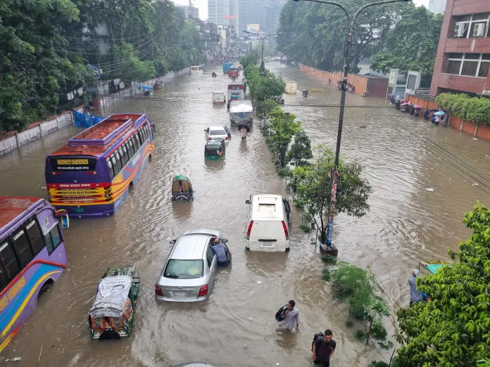 আরও দুই দিন ভারী বর্ষণের শঙ্কা